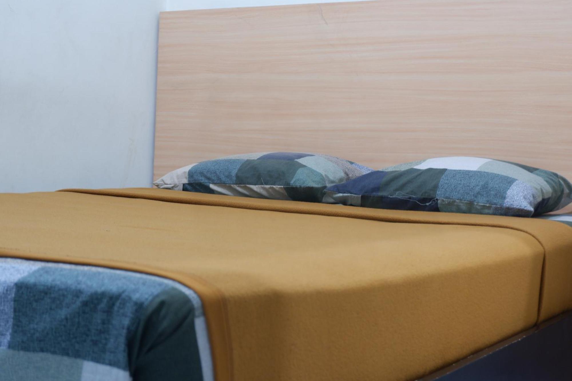 Hotel Taman Indah Madiun Zewnętrze zdjęcie